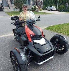 Meet your Posher, Sylvie